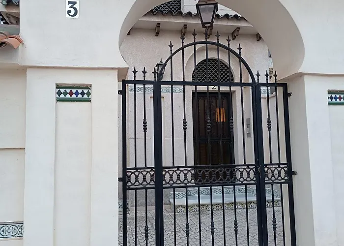 Residencia Alhambra Los Cisnes