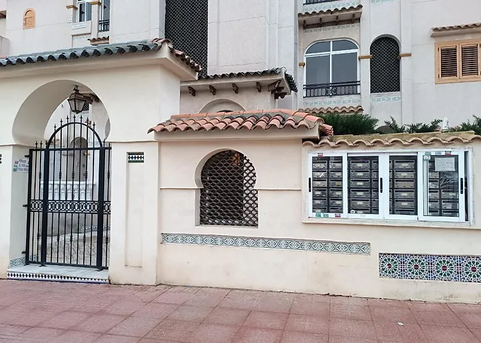 Residencia Alhambra Los Cisnes
